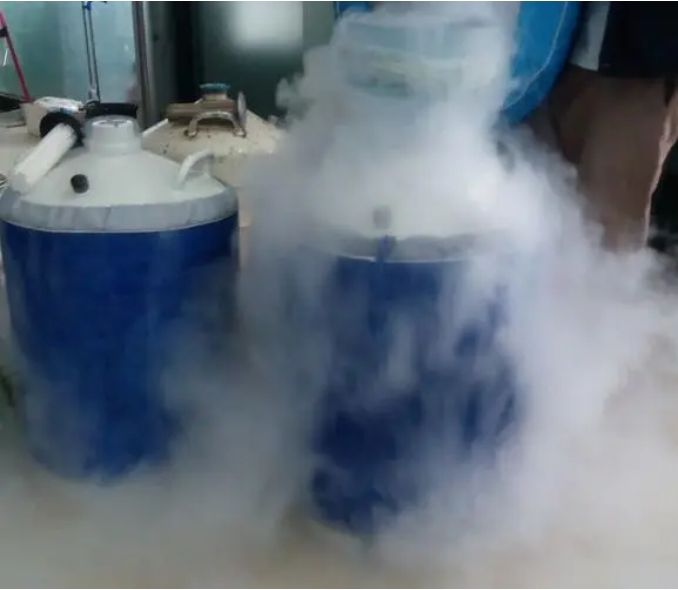 西安工业气体 液氮罐在使用中需要注意的事项有哪些？
